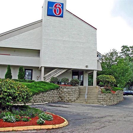 Days Inn By Wyndham Cincinnati I-71 Silverton Dış mekan fotoğraf