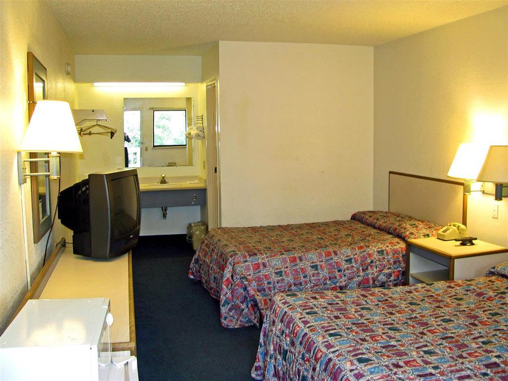 Days Inn By Wyndham Cincinnati I-71 Silverton Oda fotoğraf